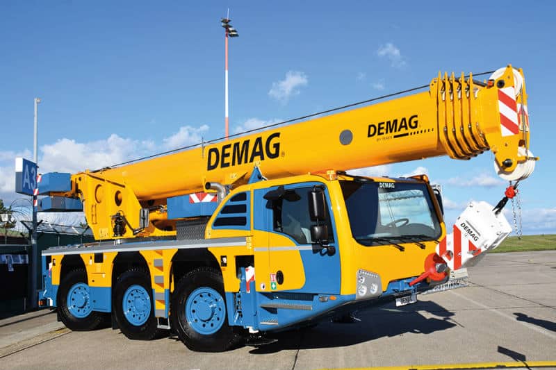 Mobile crane rental for loading operations
